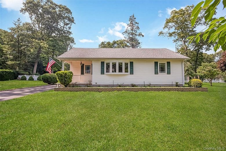42 Pineacre Drive
