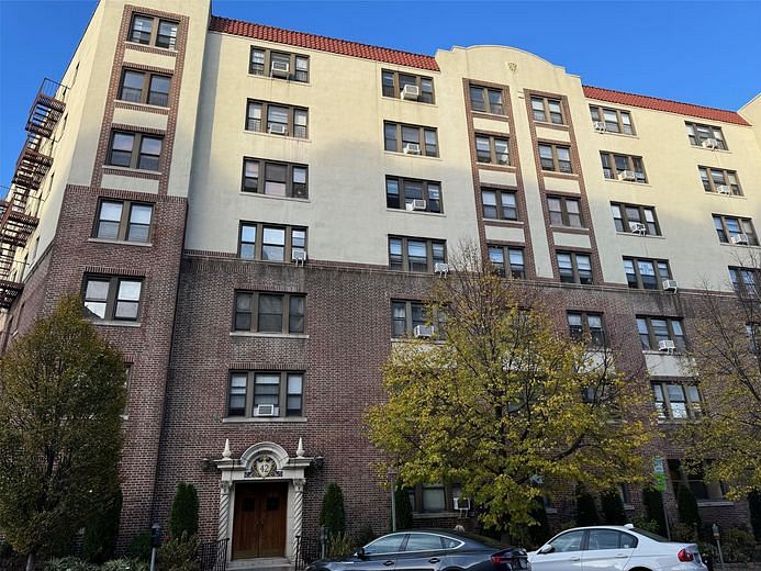 42 Pondfield Road W #6C