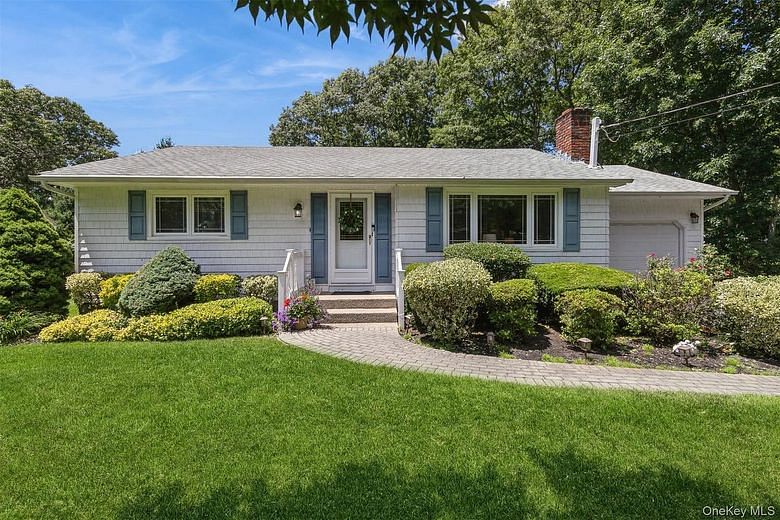 42 Summit Drive