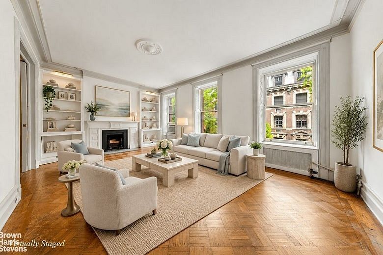 42 West 9th Street #18