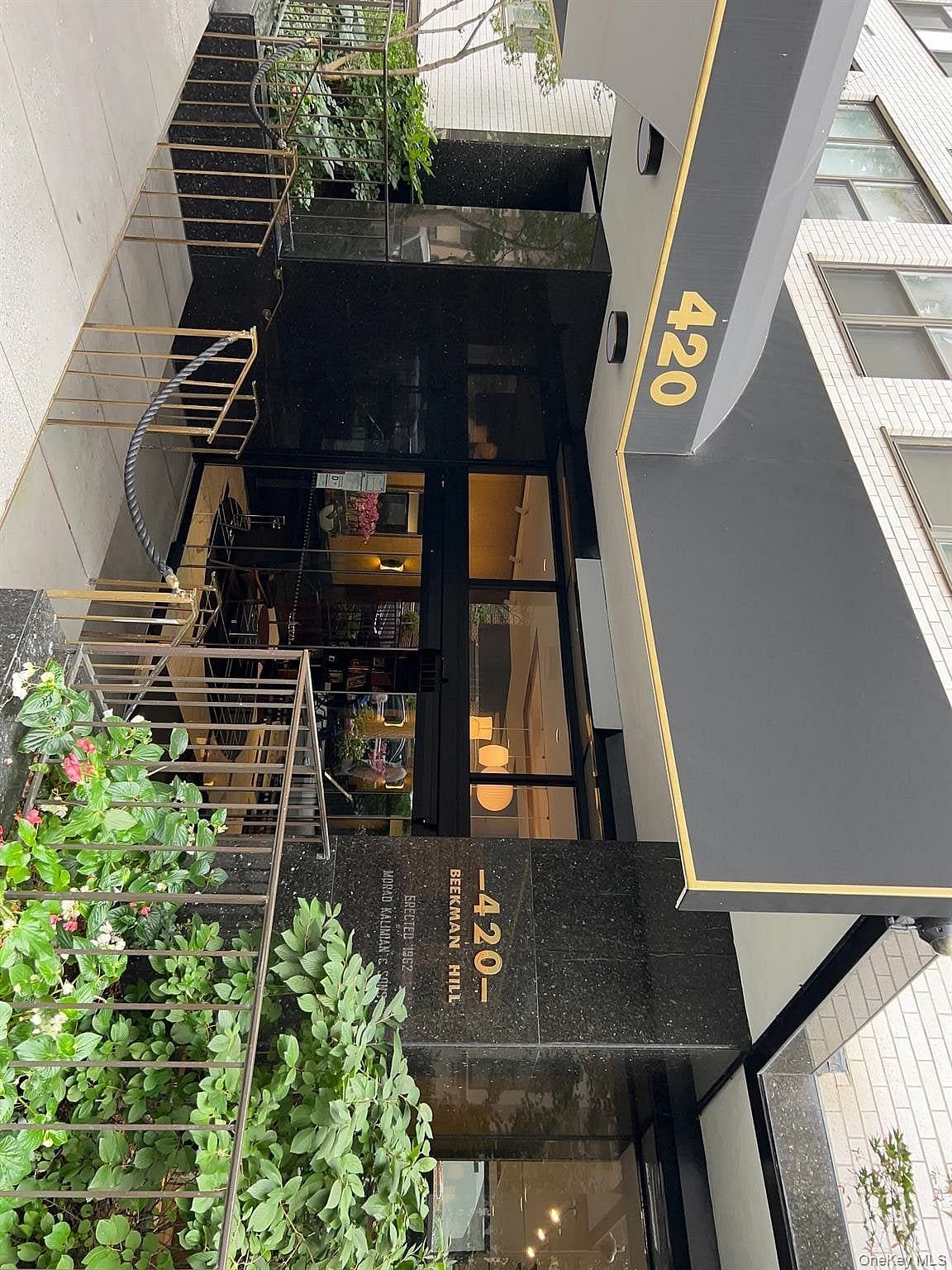 Image 1 of 17 for 420 E 51st Street #8DE in Manhattan, New York, NY, 10022