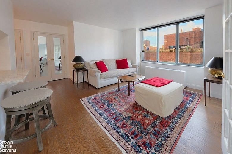 420 East 58th Street #18C
