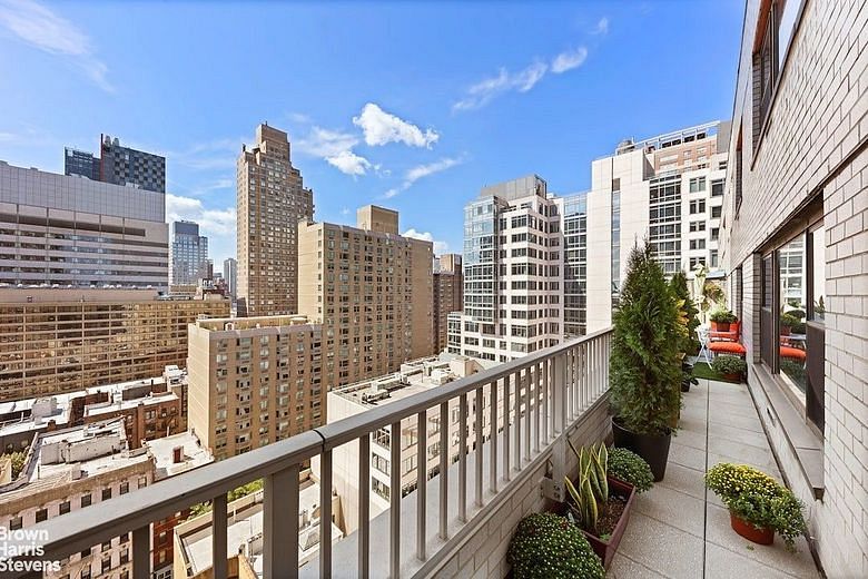 420 East 72nd Street #19D