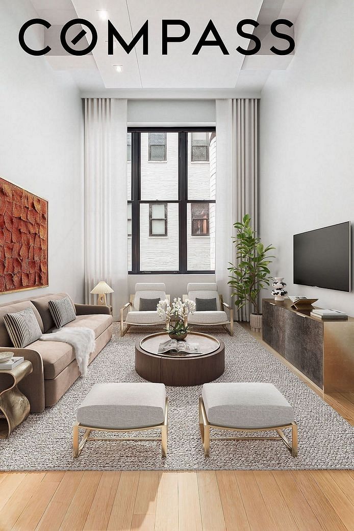 421 Hudson Street #520