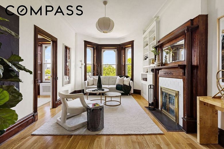 422 2nd Street #4