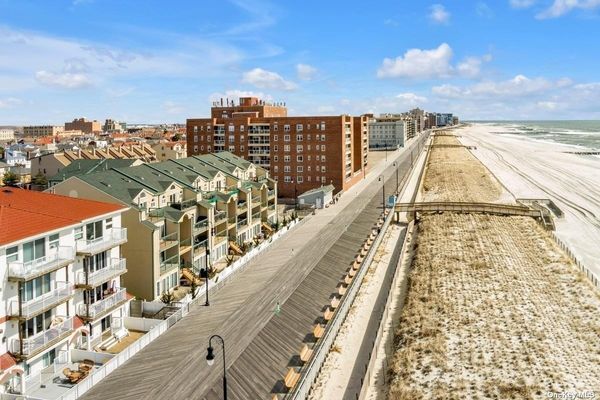 Image 1 of 36 for 422 Oceanfront #Upper in Long Island, Long Beach, NY, 11561