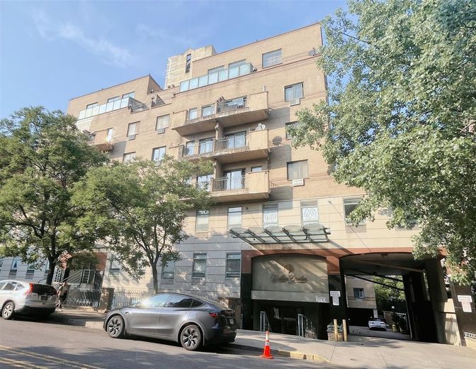 4231 Colden Street #R6C