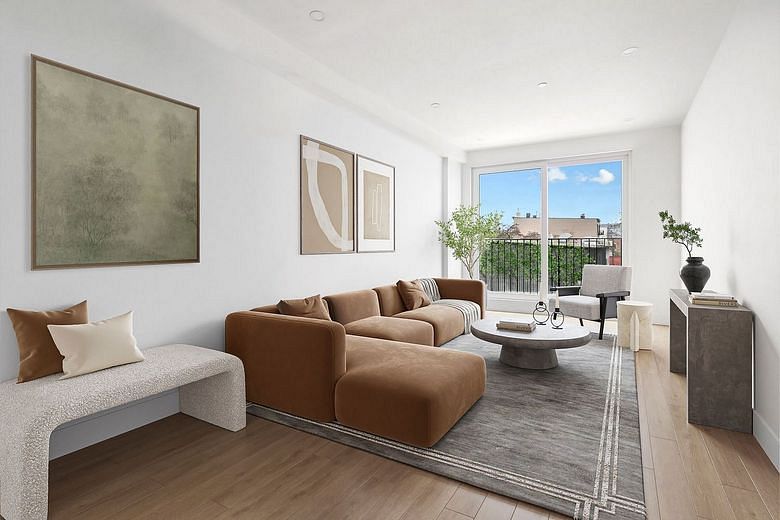 424 Evergreen Avenue #2