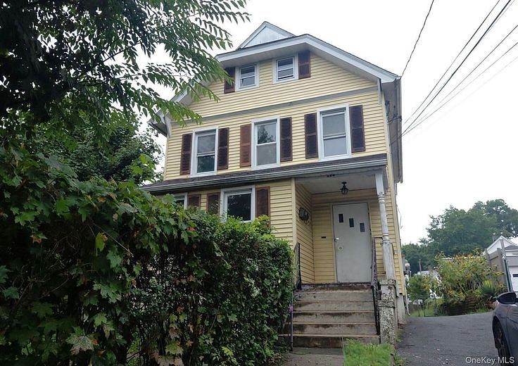 424 Willett Avenue