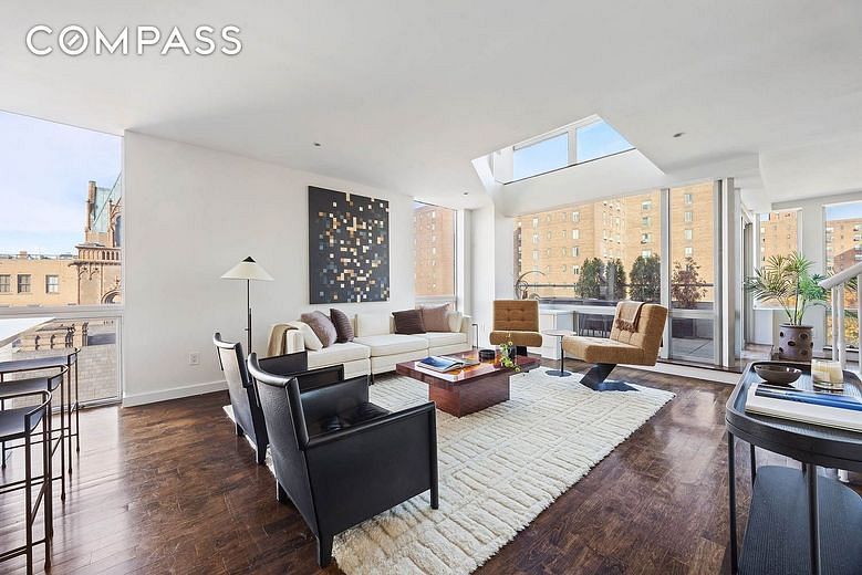 425 East 13th Street #PHFG