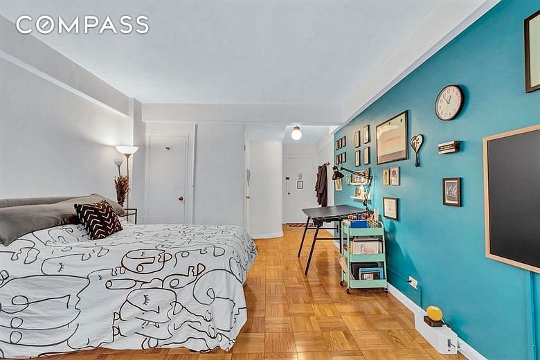 425 East 79th Street #2A
