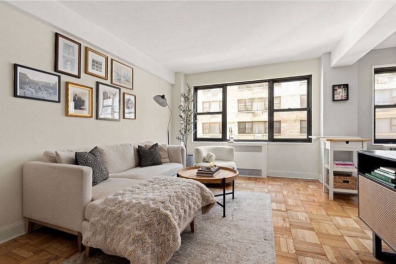 425 East 79th Street #9B