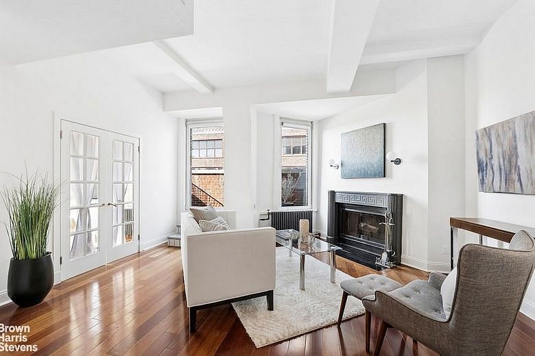 425 Park Avenue South #19D