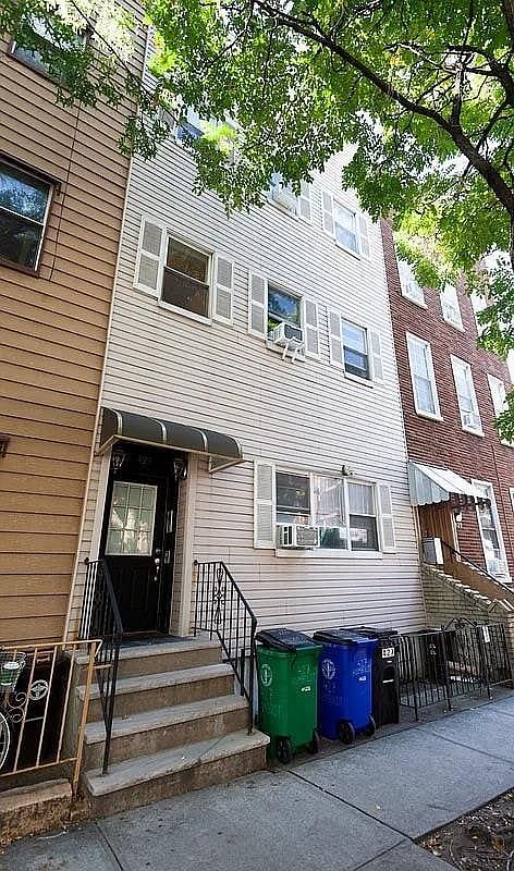427 Humboldt Street