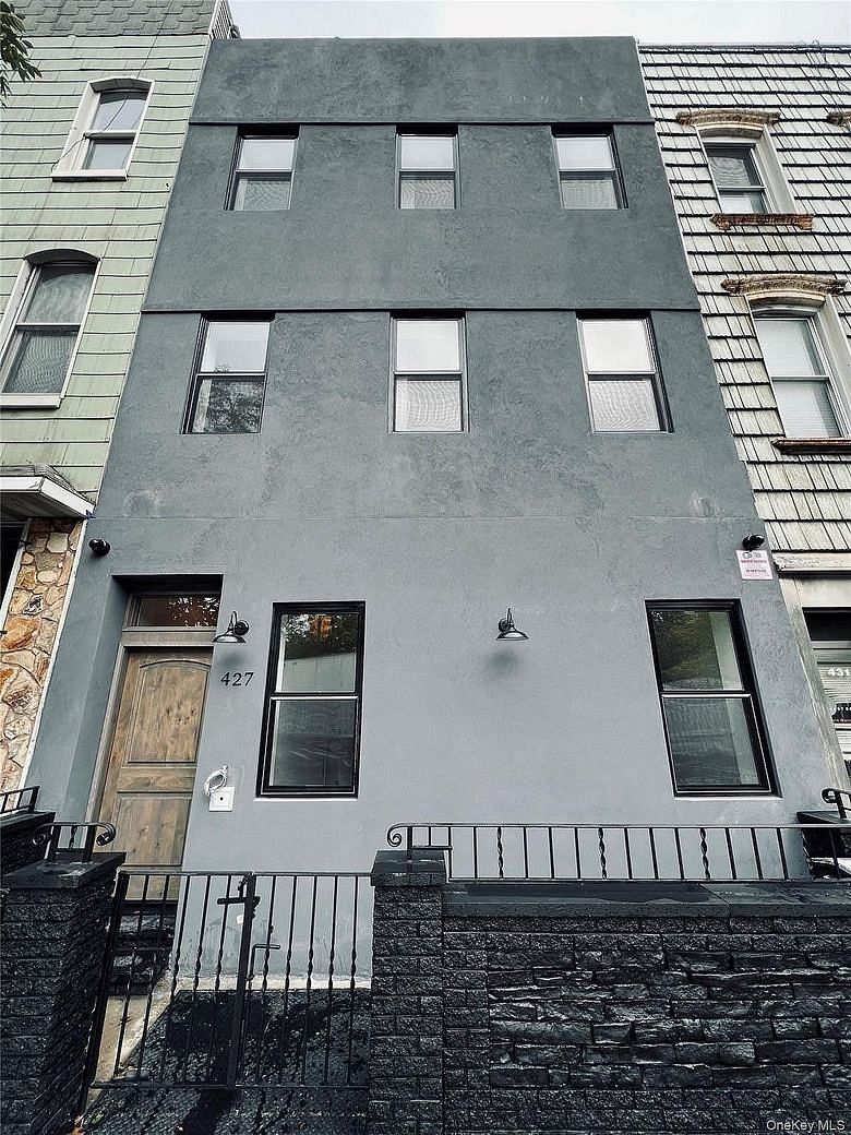 427 Metropolitan Avenue