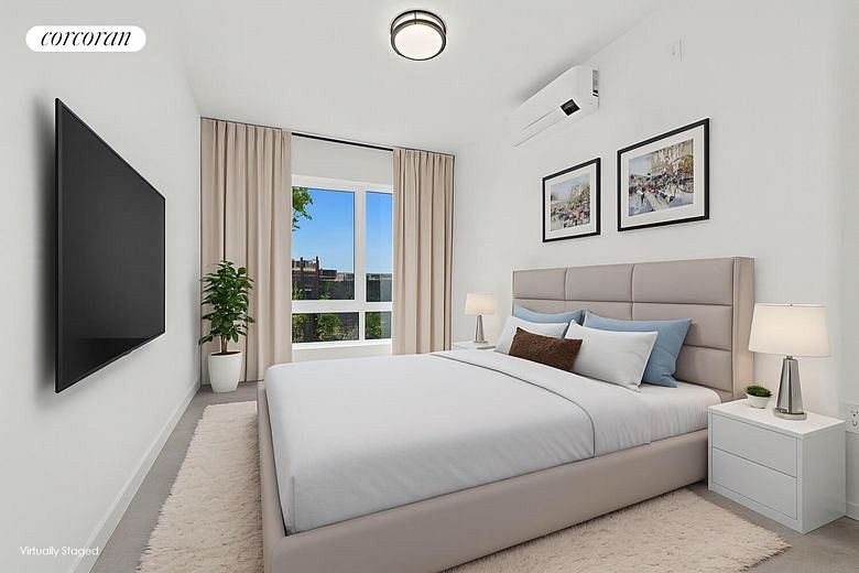 428 East 9th Street #809