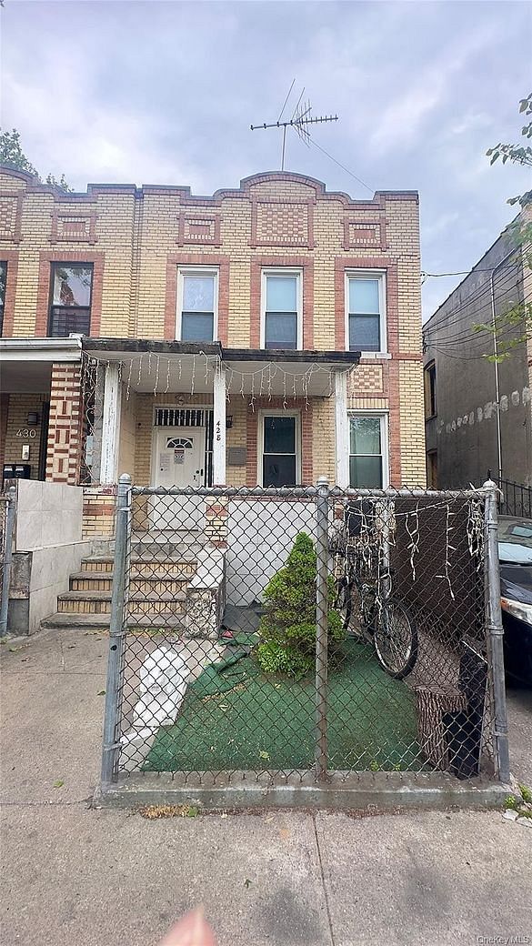 428 Newport Street