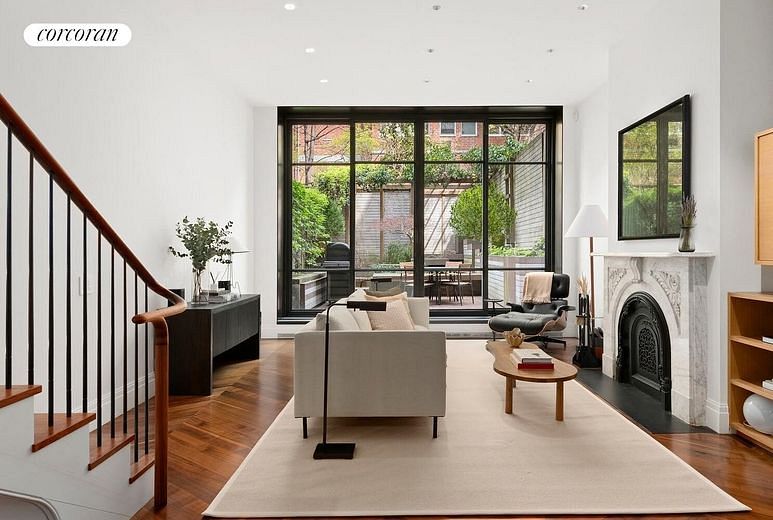 429 West 22nd Street #1B