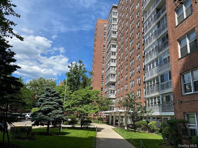 43-10 Kissena Boulevard #10C