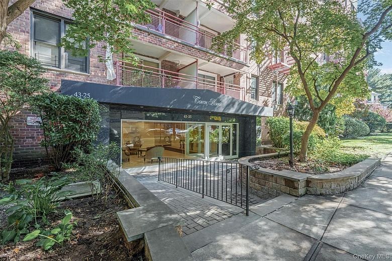 43-25 Douglaston Parkway #1H