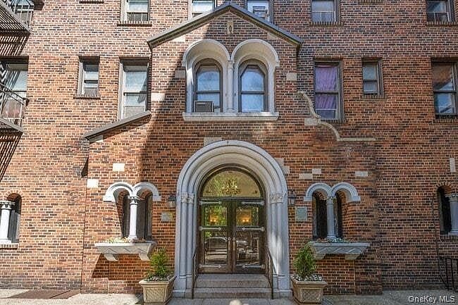 43-33 46 Street #D9