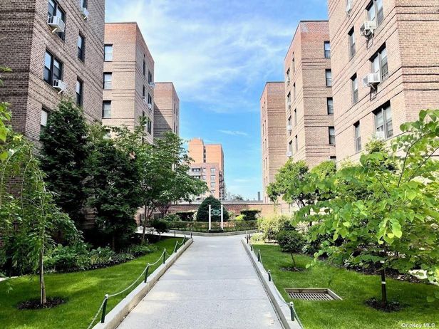 Image 1 of 12 for 43-34 Union Street #1E in Queens, Flushing, NY, 11355