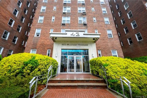 Image 1 of 16 for 43 Bronx River Road #3N in Westchester, Yonkers, NY, 10704