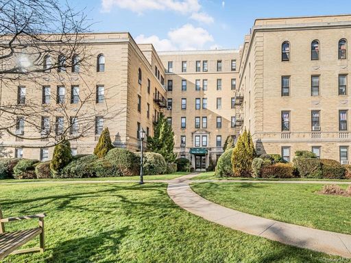Image 1 of 17 for 43 Calton Road #1D in Westchester, New Rochelle, NY, 10804