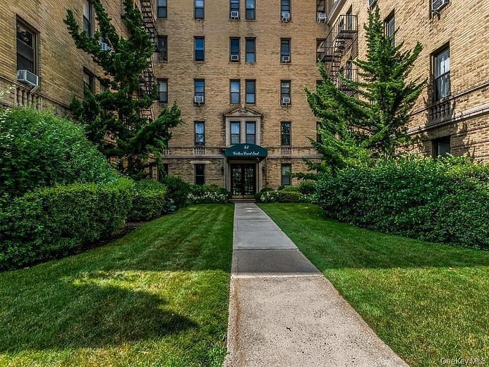 43 Calton Road #2J