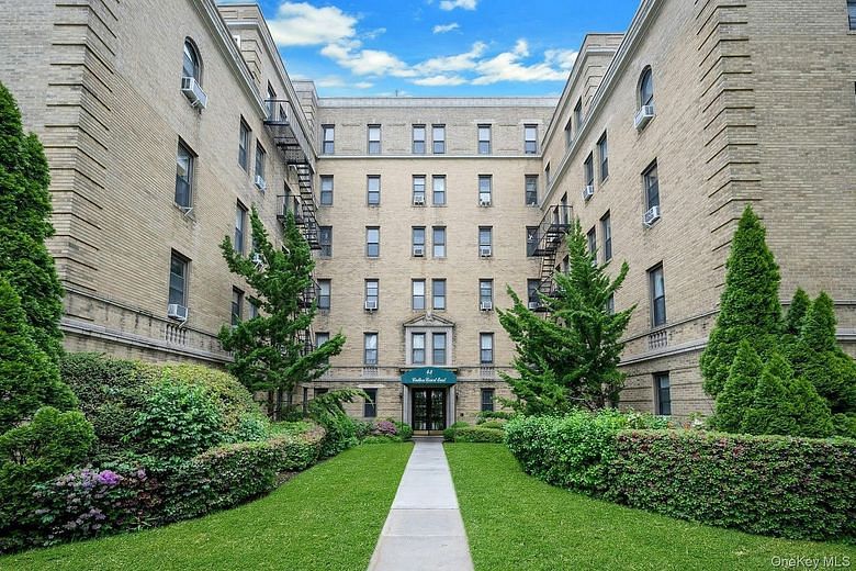 43 Calton Road #2M