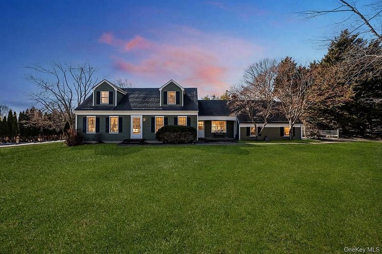 43 Farm Road N