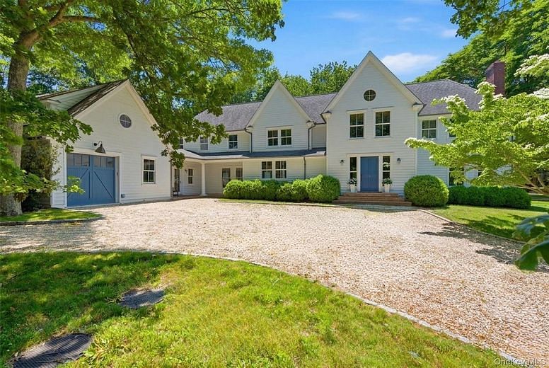 43 Gardiners Bay Drive