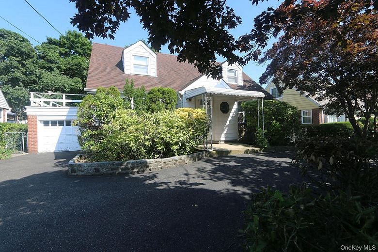 43 Ivanhoe Place