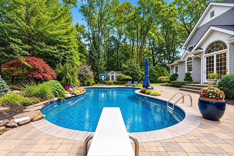 43 Locust Drive