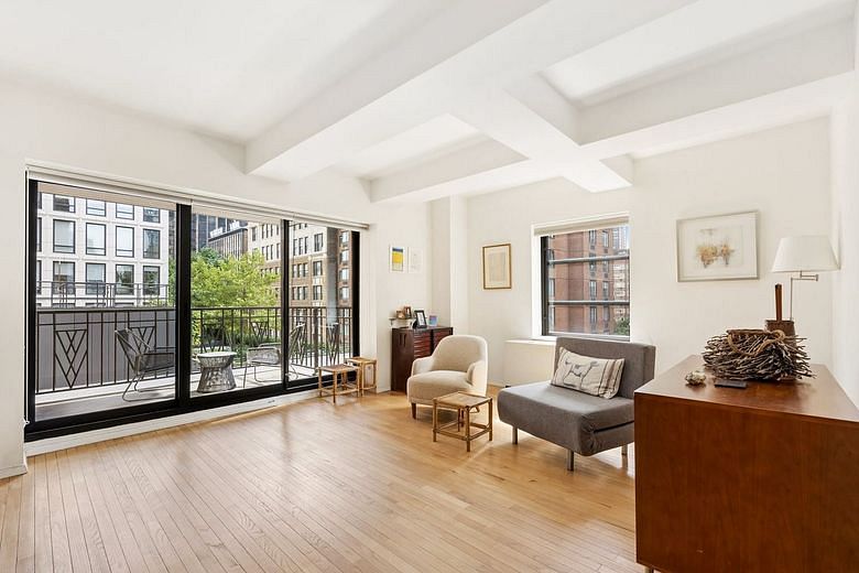 43 West 61st Street #10D