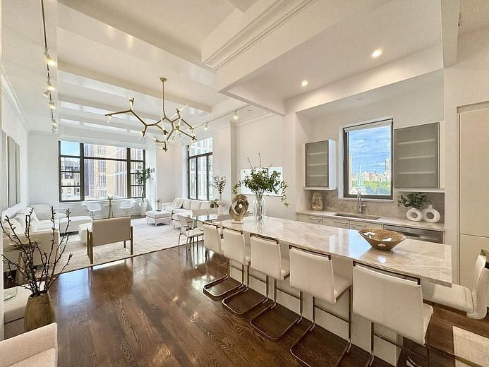 43 West 64th Street #PH9D