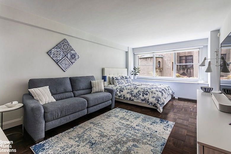 430 West 34th Street #3J