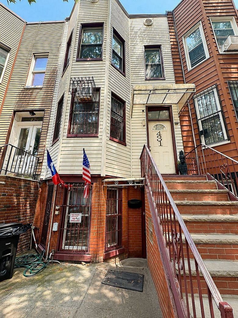 431 36th Street