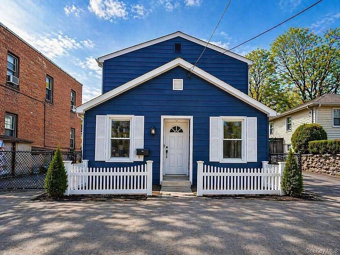 431 4th Street