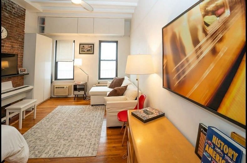 431 West 54th Street #5D