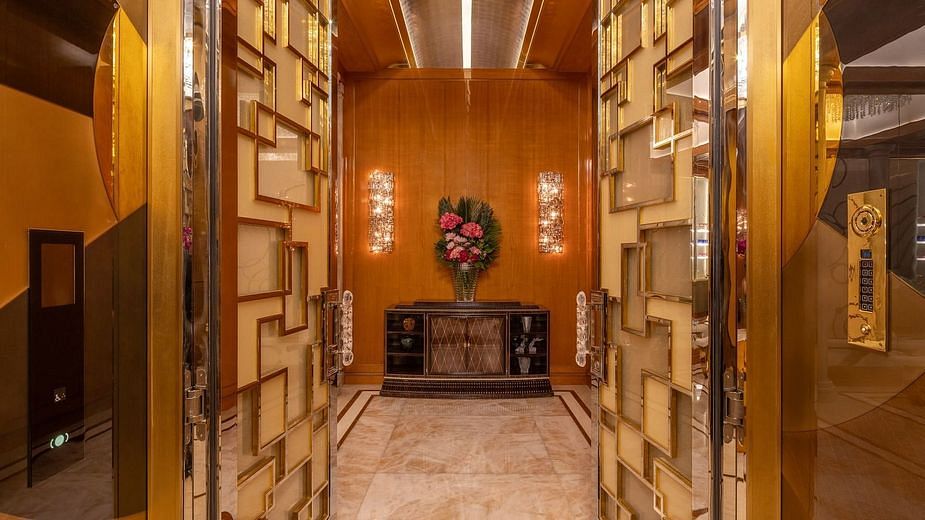 432 Park Avenue #64