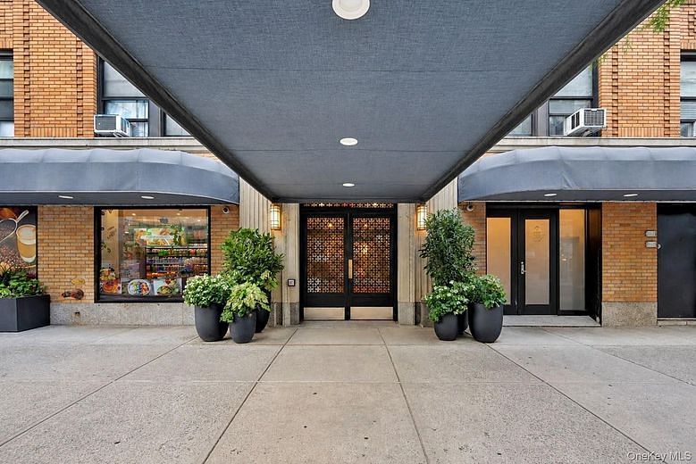 433 W 34th Street #2N