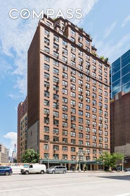 Image 1 of 10 for 433 West 34th Street #13D in Manhattan, New York, NY, 10001