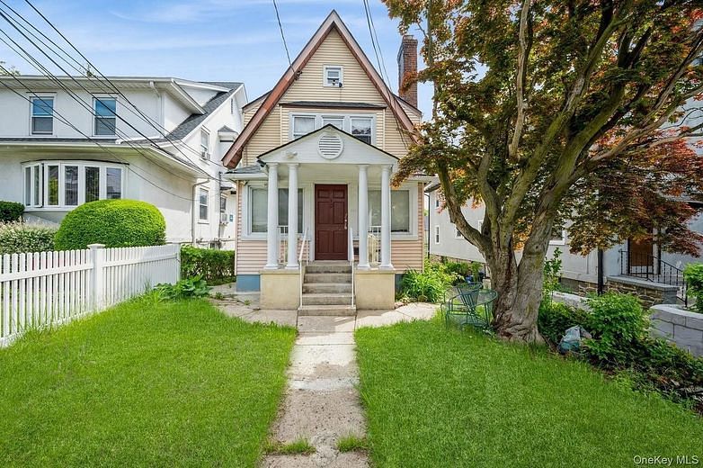 435 S Columbus Avenue