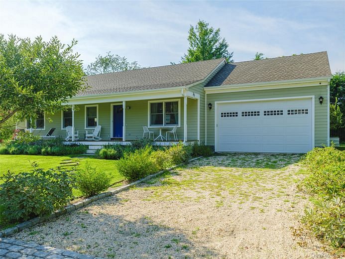 435 Sound Road