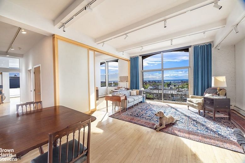 438 12th Street #6A