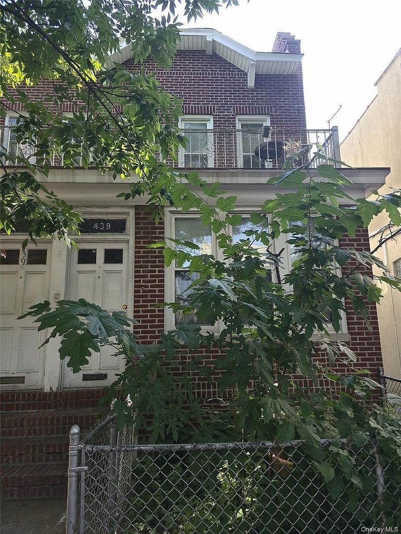 439 84th Street