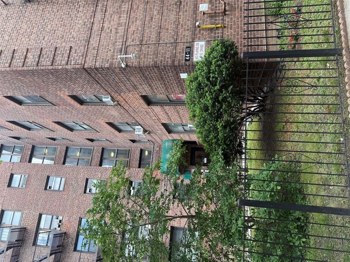 44-11 Macnish Street #1E