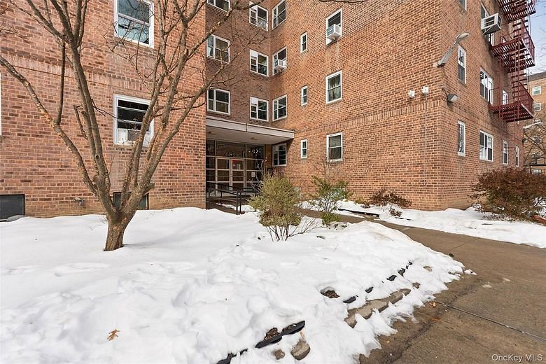 44-59 Kissena Boulevard #4J