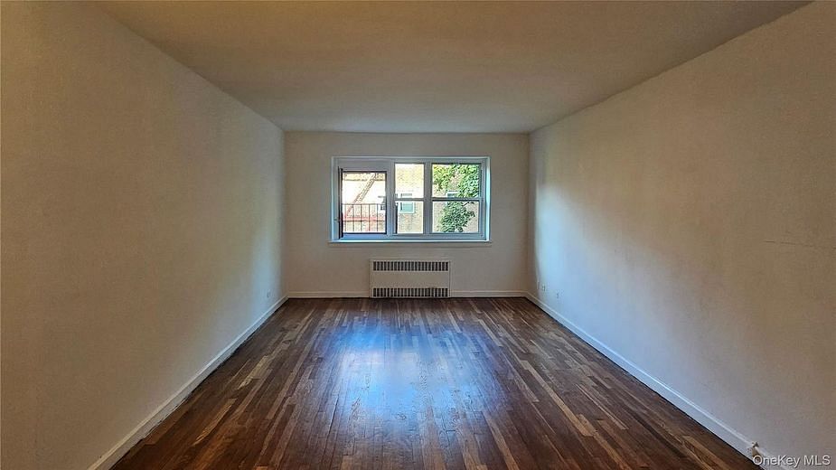 44-69 Kissena Boulevard #4M